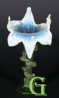Vaseline Glass Jack in the pulpit vase